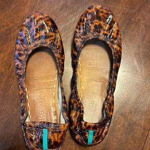 Tortoise Tieks size 7